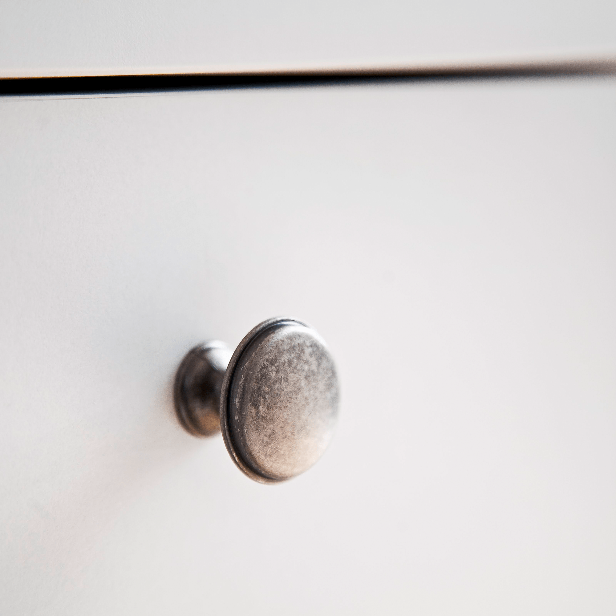 Skriňa 2D2S, biela, OLJE