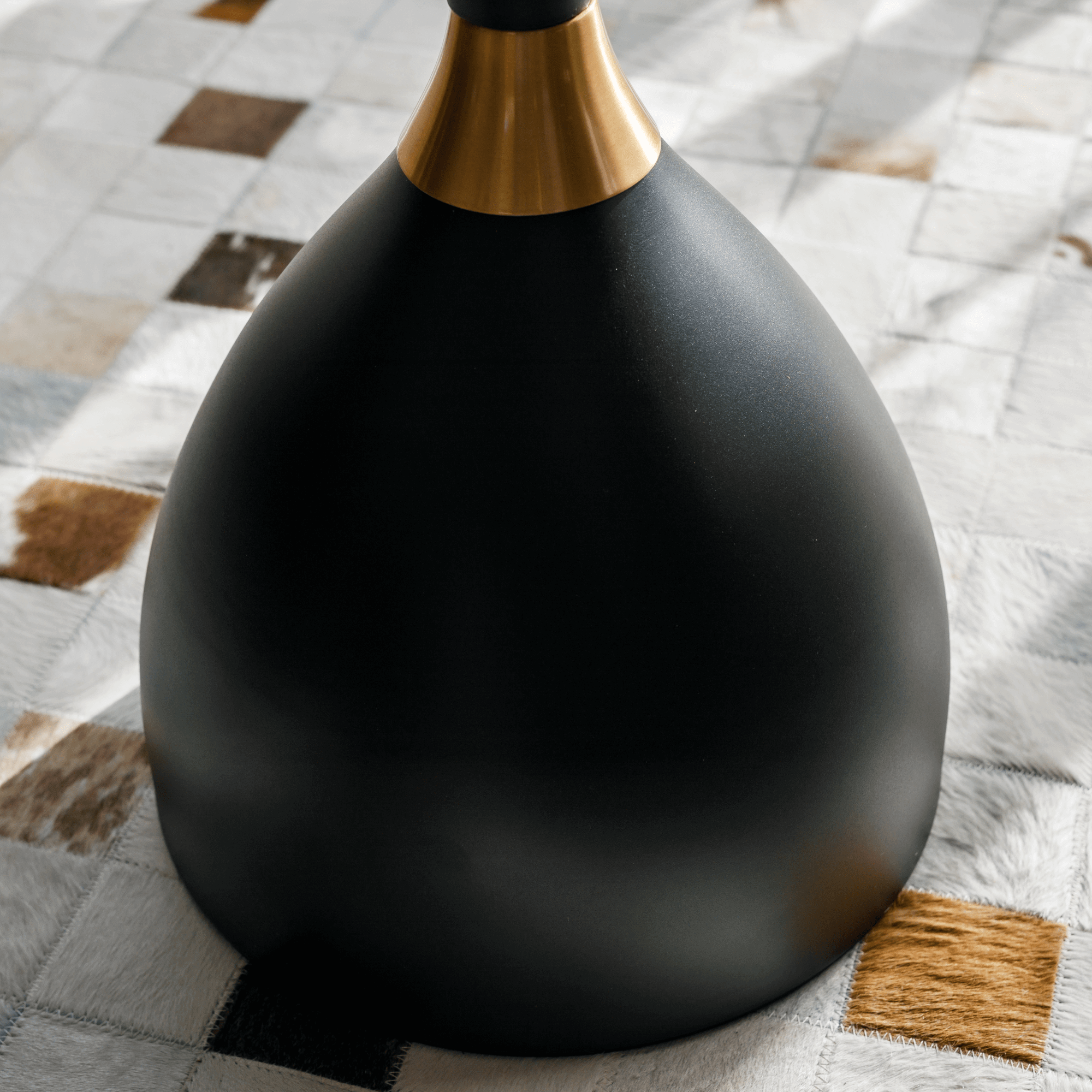 Dohányzóasztal, fehér márvány/fekete/arany, acél, ODIS Dohányzóasztal, fehér márvány/fekete/arany, acél, ODIS