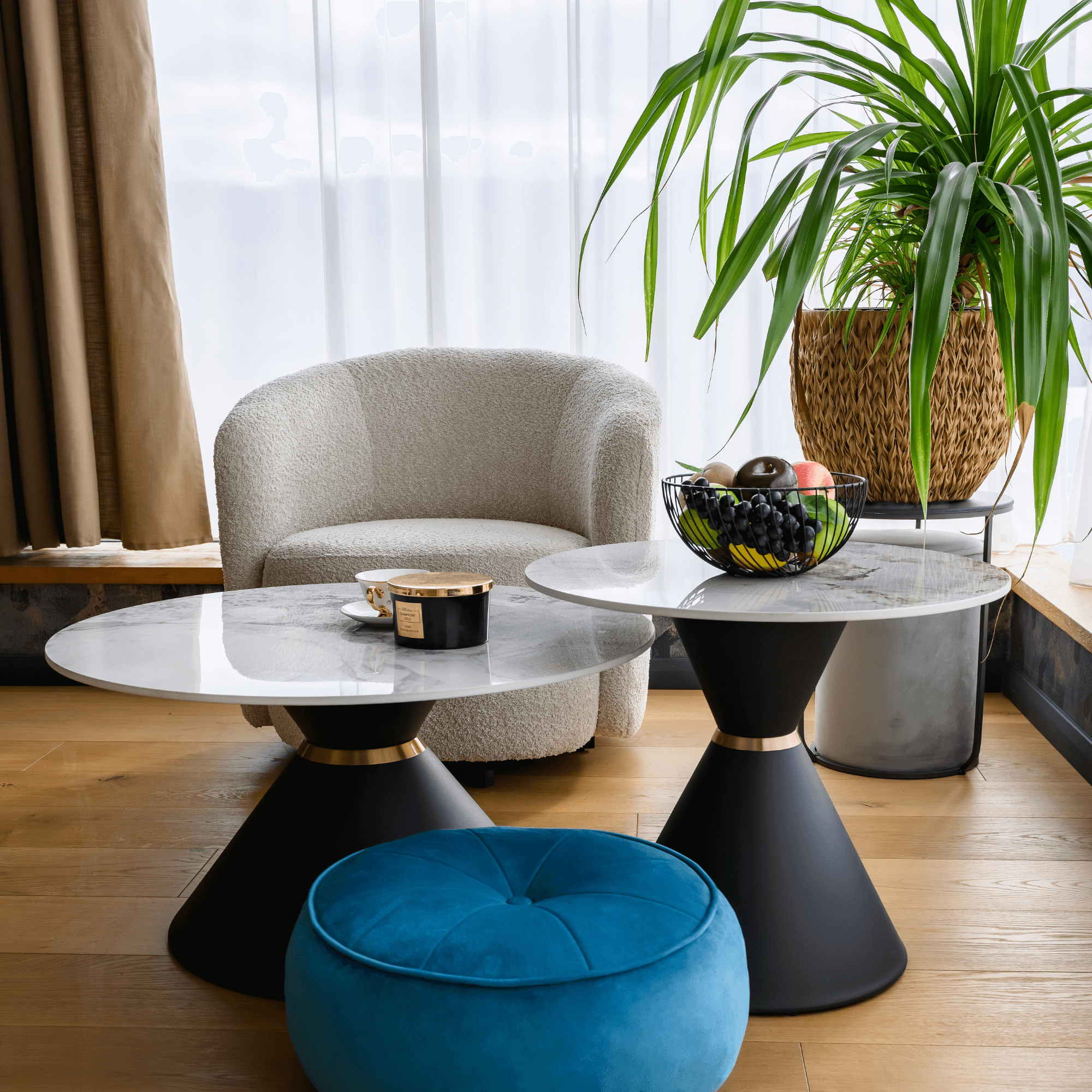 Dohányzóasztalok, 2 db-os szett, fehér márvány/fekete/arany, acél, MABUZ Dohányzóasztalok, 2 db-os szett, fehér márvány/fekete/arany, acél, MABUZ