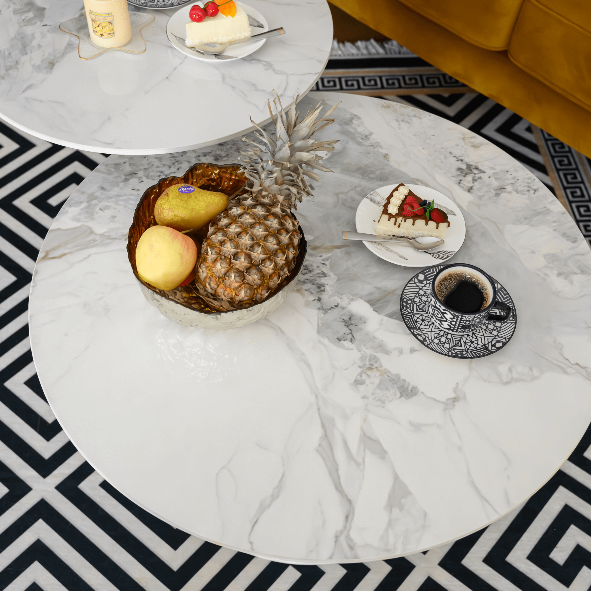 Dohányzóasztalok, 2 db-os szett, fehér márvány/fehér/arany, acél, MABUZ Dohányzóasztalok, 2 db-os szett, fehér márvány/fehér/arany, acél, MABUZ