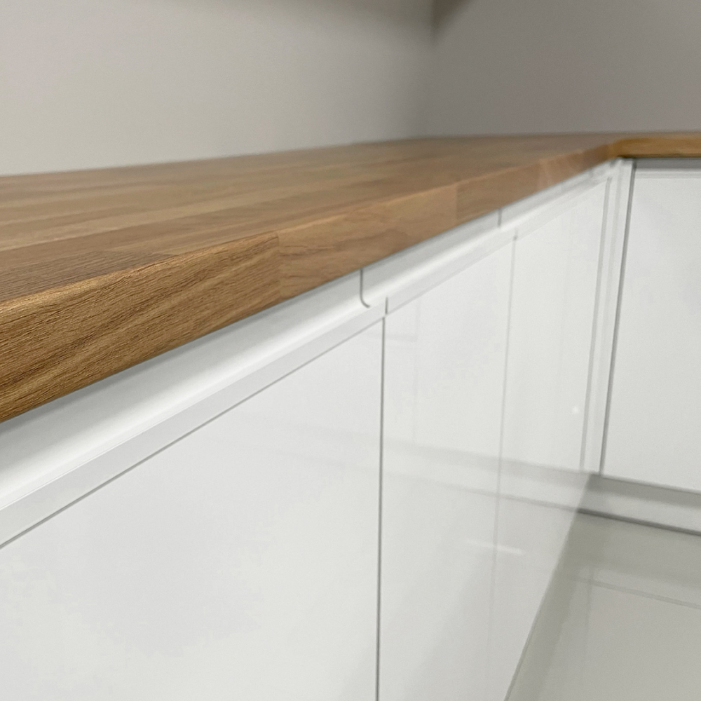 Rohová univerzálna kuchynská linka 320x200, biela vysoký lesk HG/biela FLOT