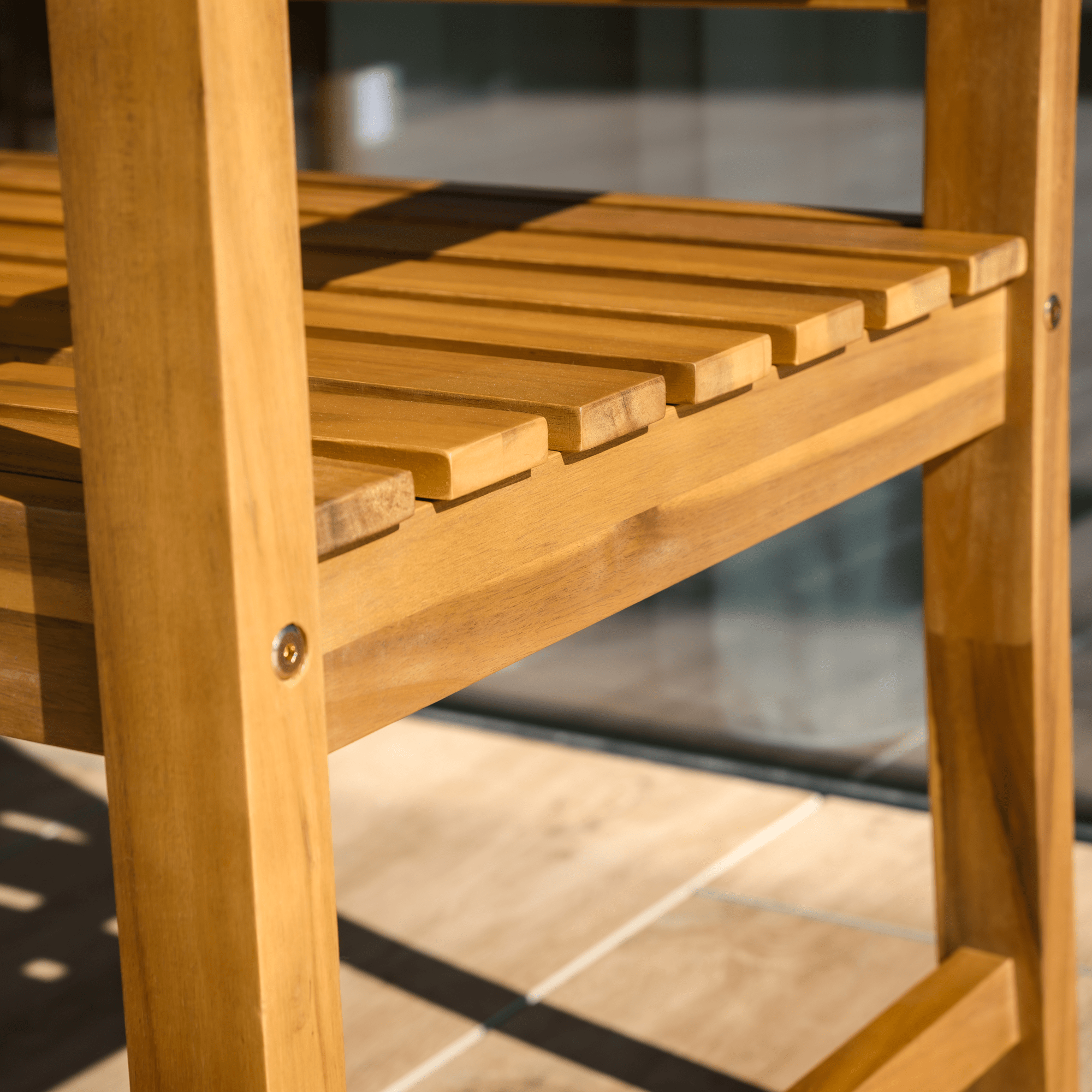 Kerti pad asztallal, akácfa, TAIMA