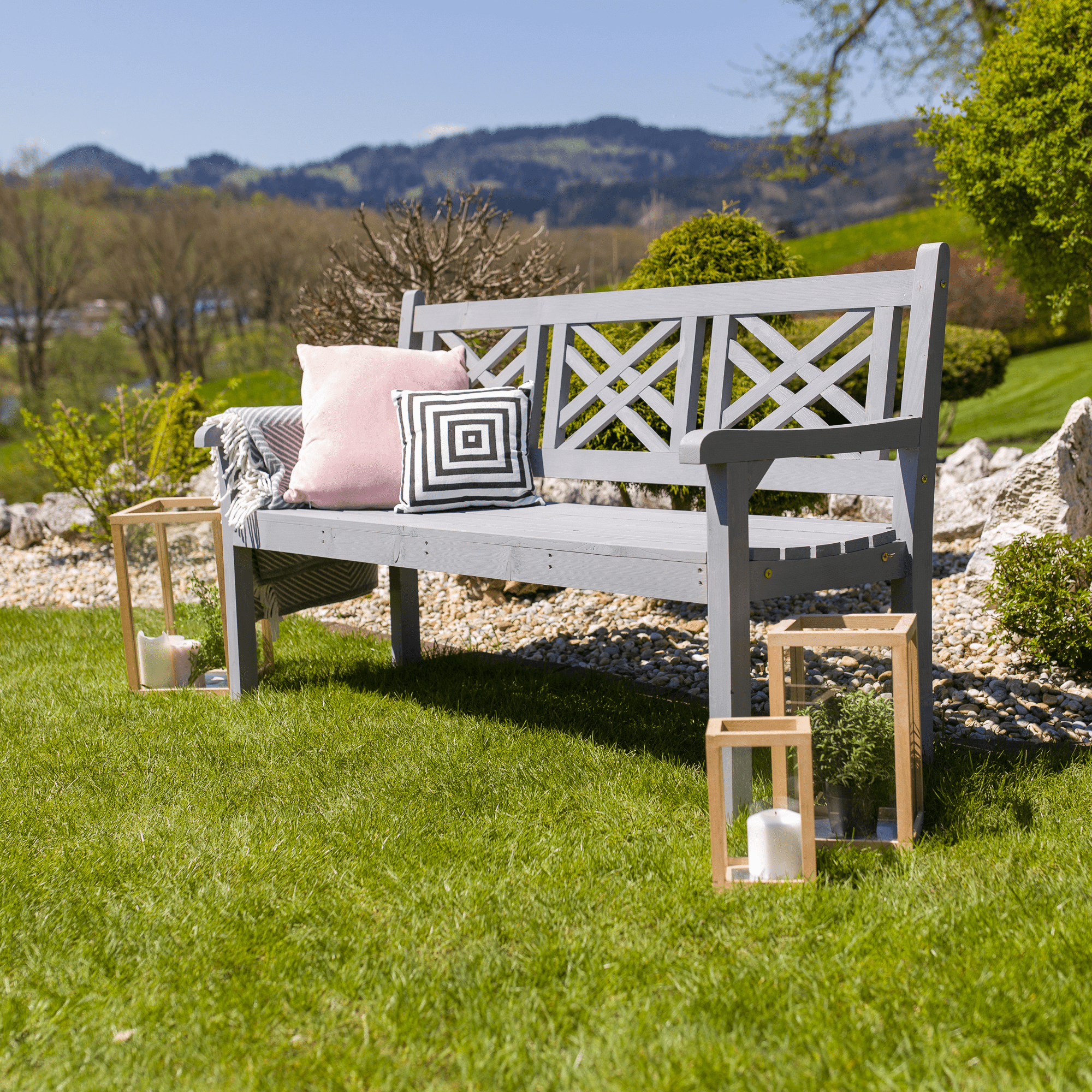 Fából készült kerti pad, szürke, 150 cm, FABLA