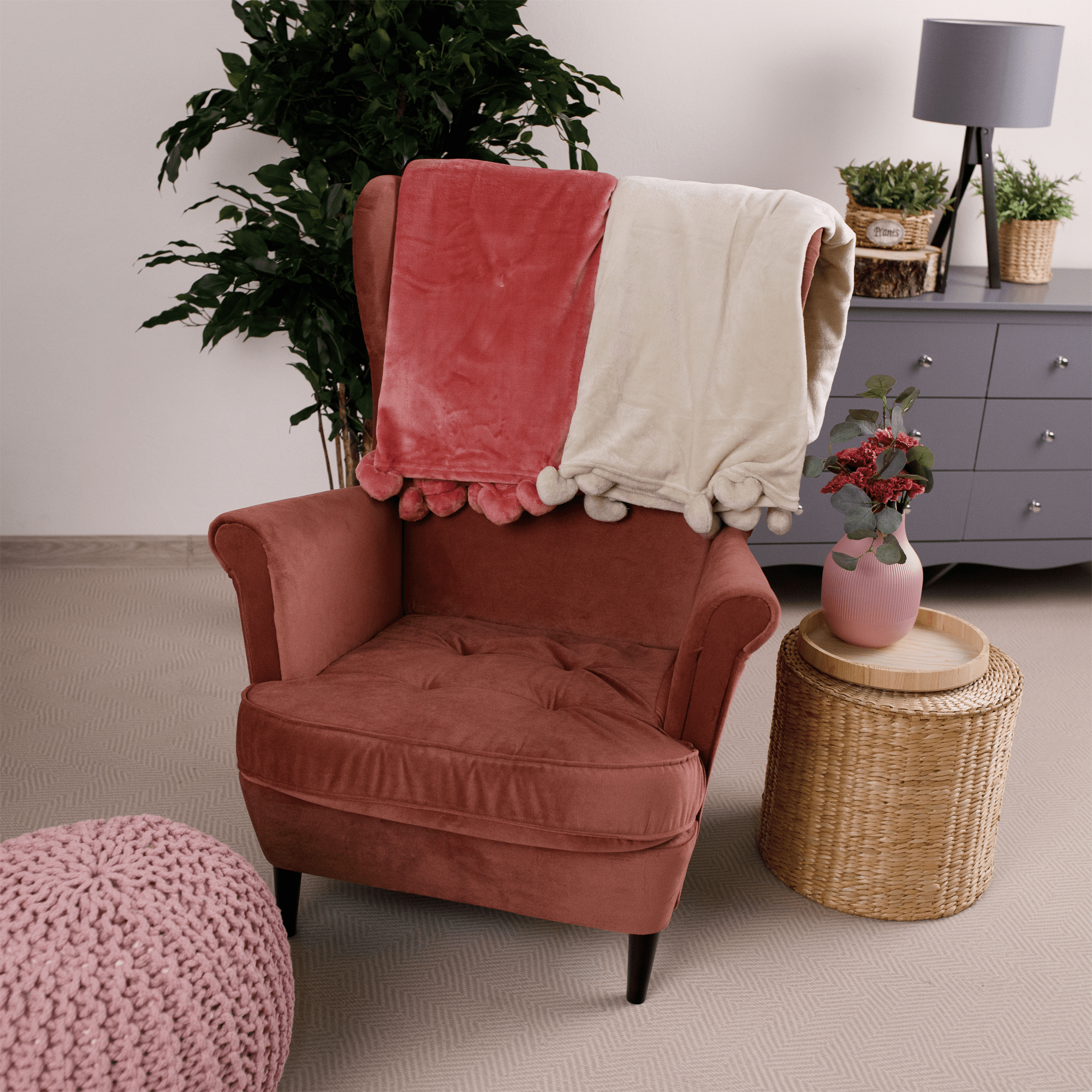 TEMPO-KONDELA ASTANA, plyšová deka s brmbolcami, svetlobéžová, 150x200 cm