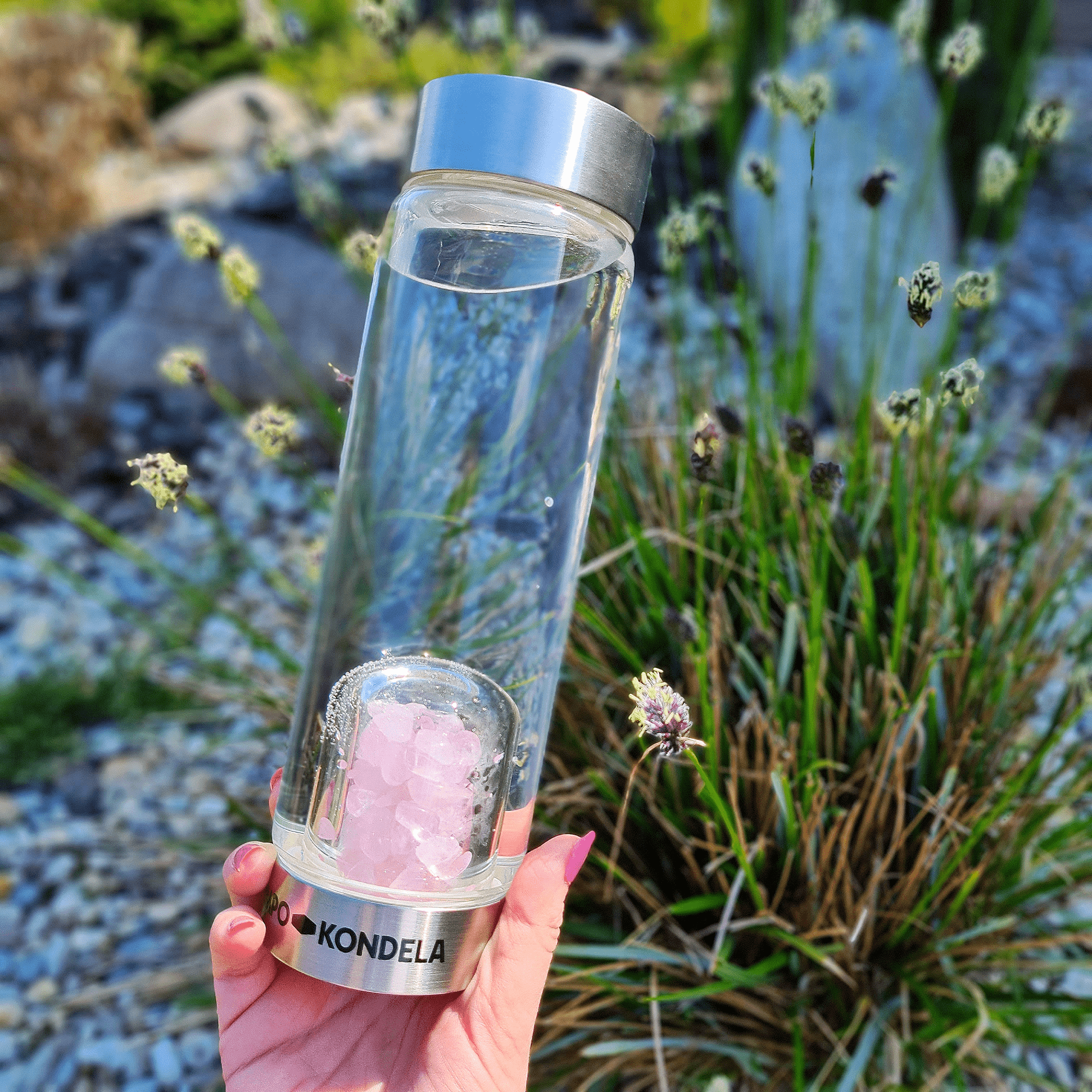 TEMPO-KONDELA CRYSTAL, sklenená fľaša s ruženínom, 500 ml