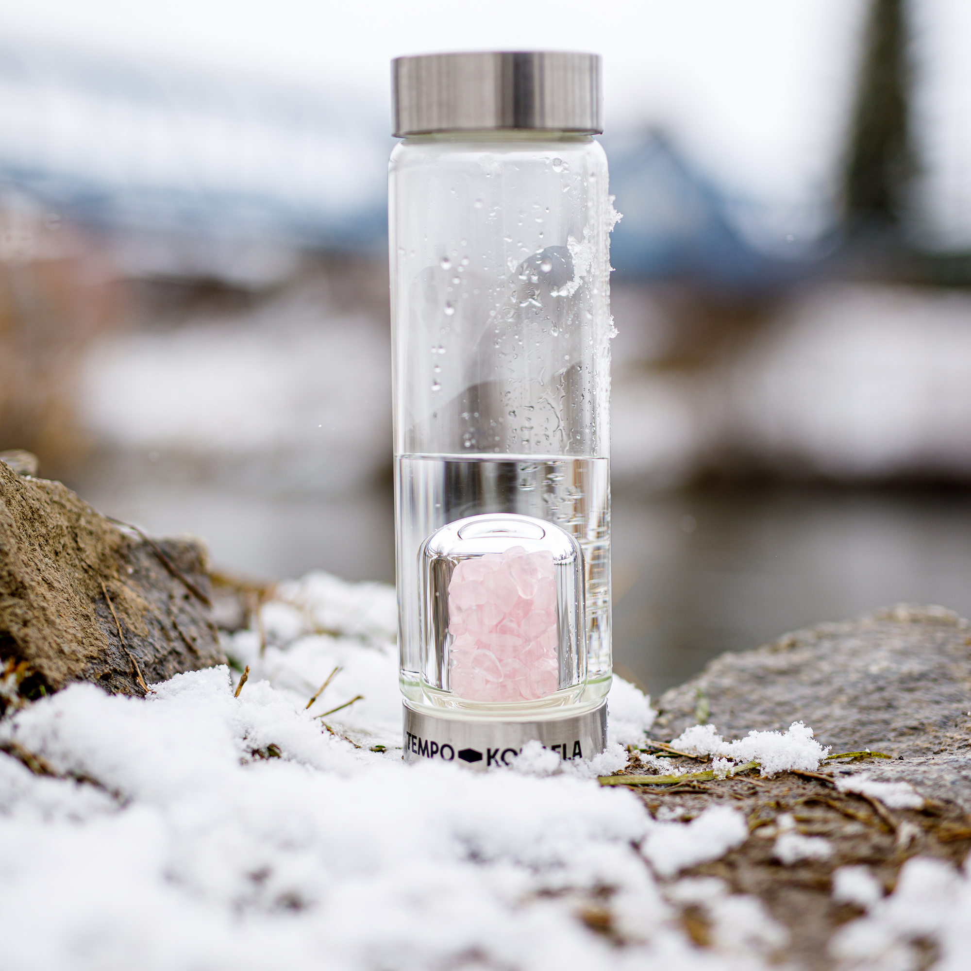 TEMPO-KONDELA CRYSTAL, sklenená fľaša s ruženínom, 500 ml