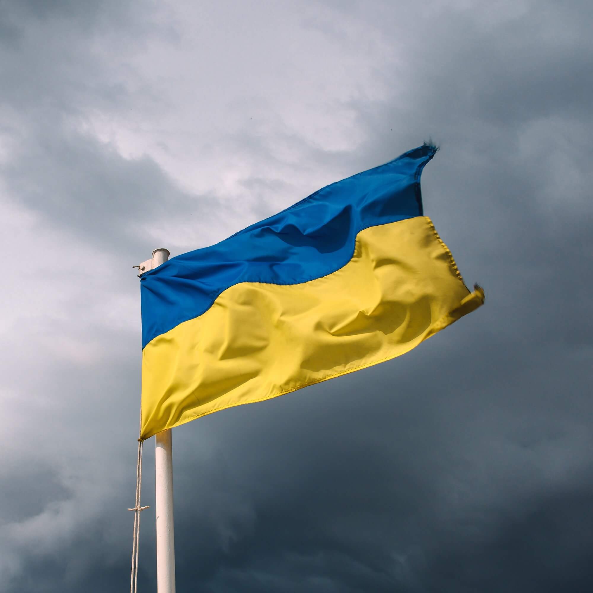 Kondela pomáha - ukrajinská vlajka